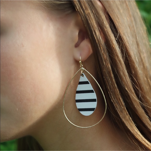 Paris&Pearle Jewelry - Gold With Striped Leather Statement Earrings